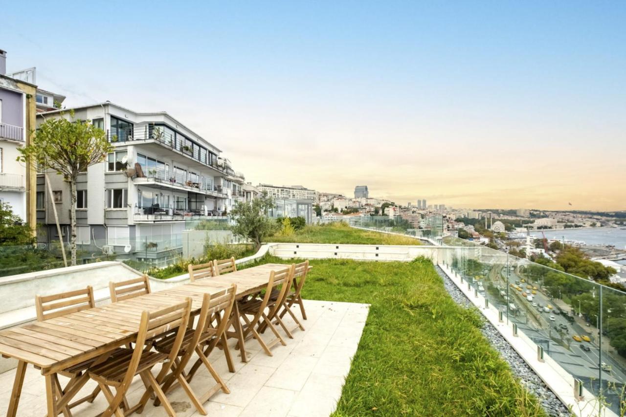 Excellent Flat W 360 Bosphorus View In Cihangir 이스탄불 외부 사진