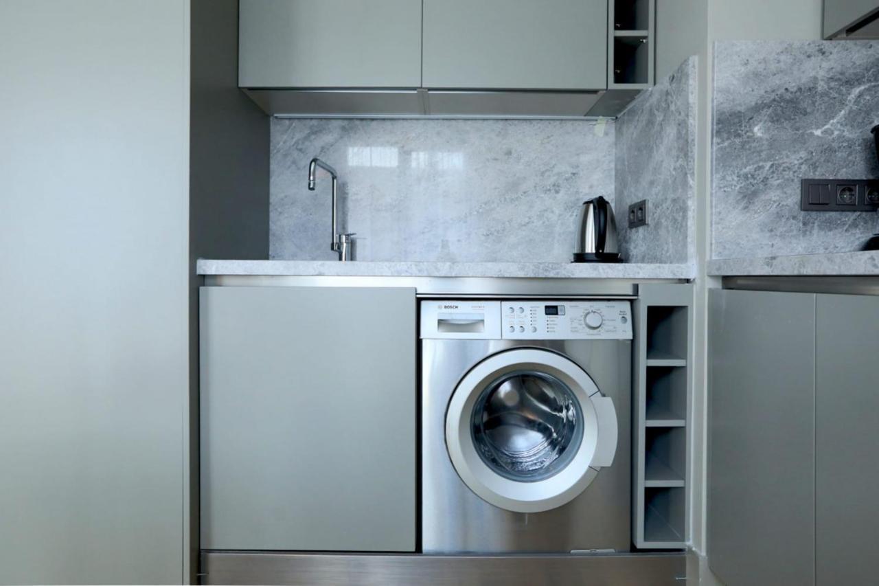 Excellent Flat W 360 Bosphorus View In Cihangir 이스탄불 외부 사진